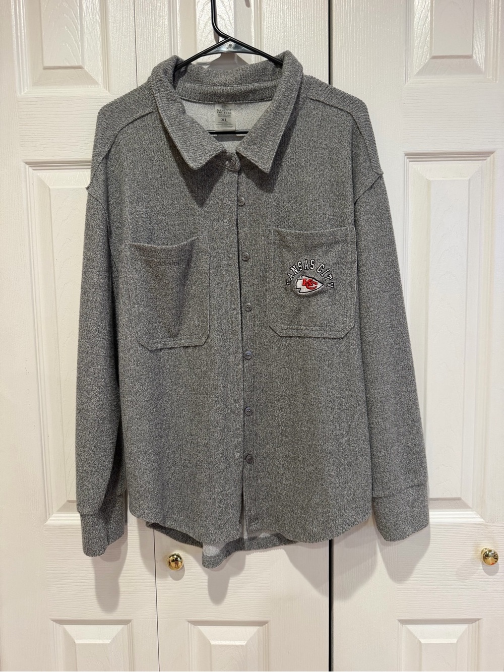 NFL Kansas City Chiefs Gray Button-Down Shirt